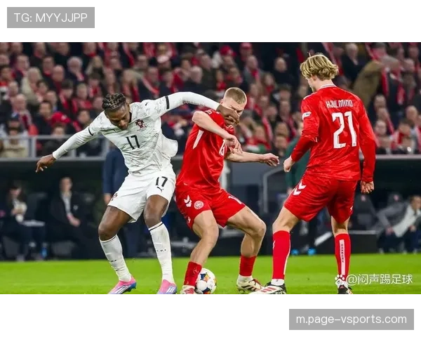 利兹联就主帅红牌提出上诉 要求审查裁判摄像头录像证据